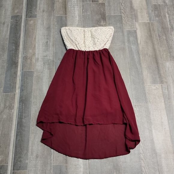 Body central strapless dress 👗 - Picture 5 of 10